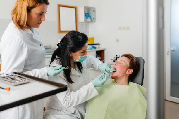 Best Emergency Dental Services for Seniors in Flatwoods, KY